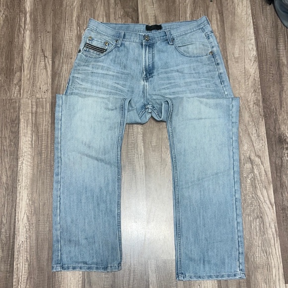 STRAIGHT JEANS - Picture 1 of 3